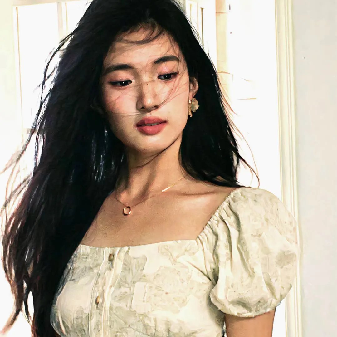 瓶中美人